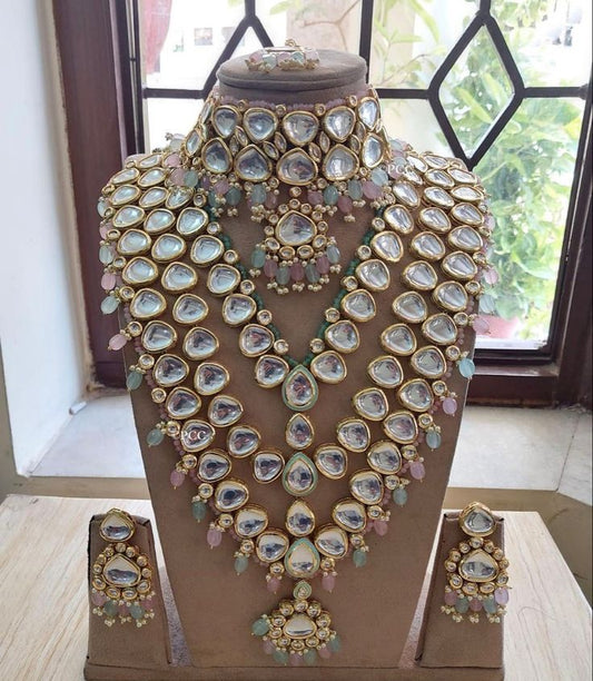 Kundan Meenakari Bridal Set For This Wedding Season